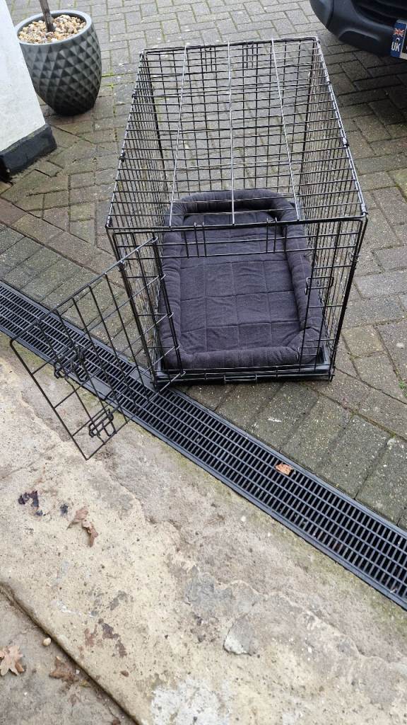 Dog Crate - Small/medium 