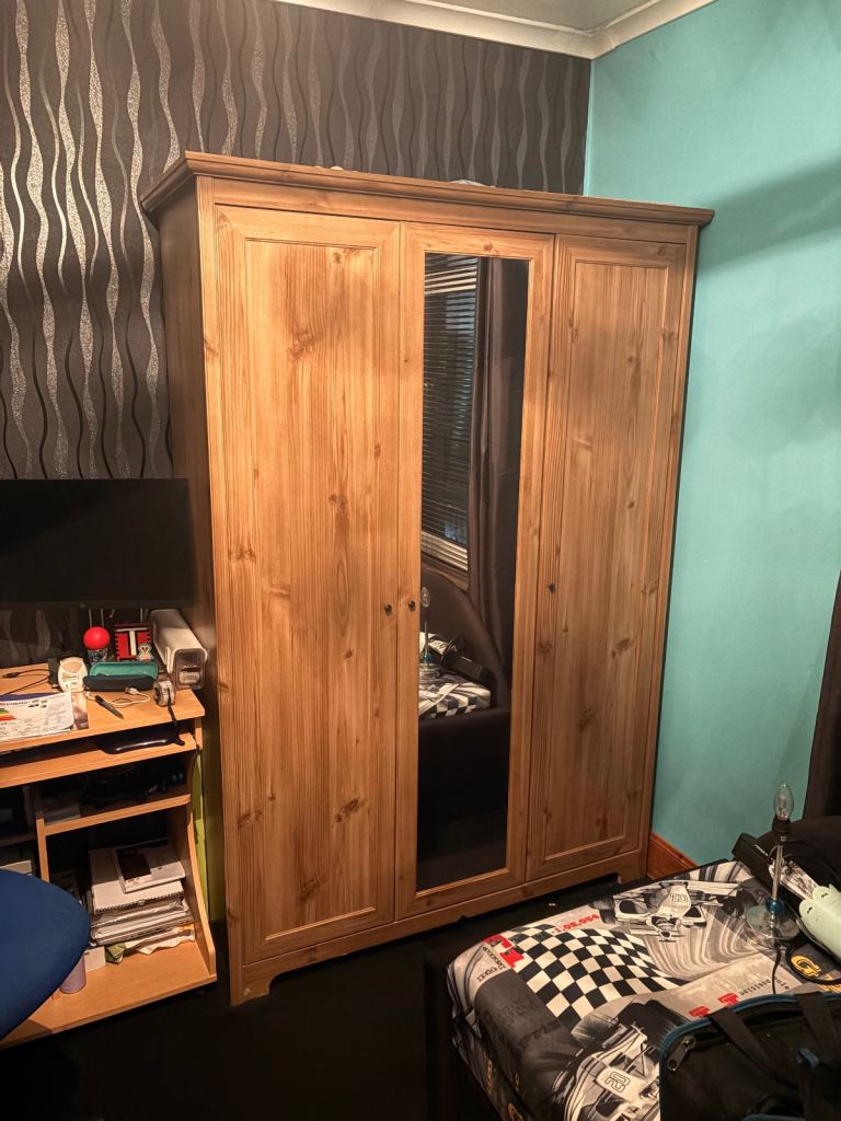 image for Large wardrobe 