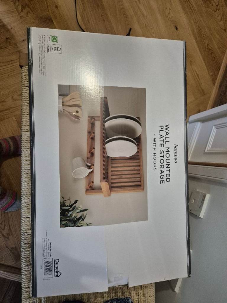 Dunelm Bamboo Wall Mounted Plate Storage with Hooks - New