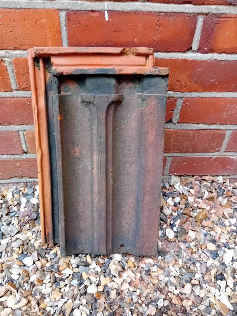 Roof tiles 
