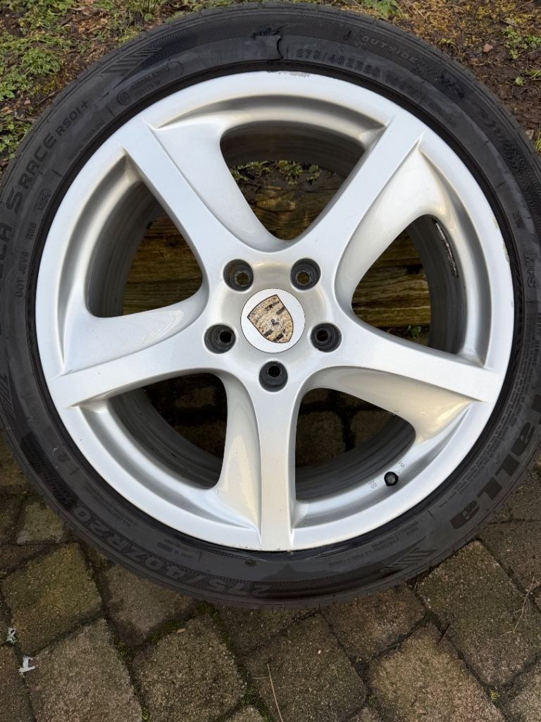 Porsche Cayenne 20 inch Alloy Wheels