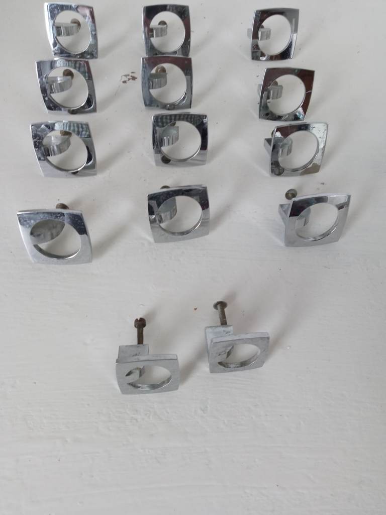 1970's Vintage Wardrobe Door Handles/knobs/Fitting