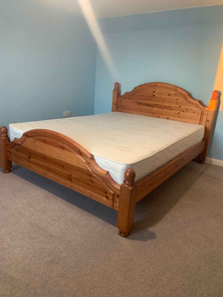 image for Kingsize pine bed with Sealy mattress