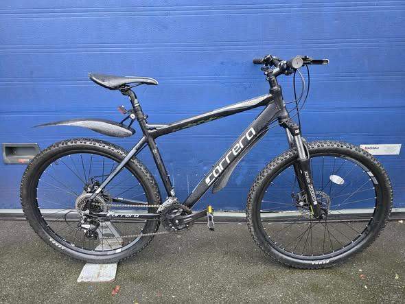 Unisex mountain bike CARRERA VENGEANCE Wheels 27,5" Frame 20" VGC! BIG BIKE!