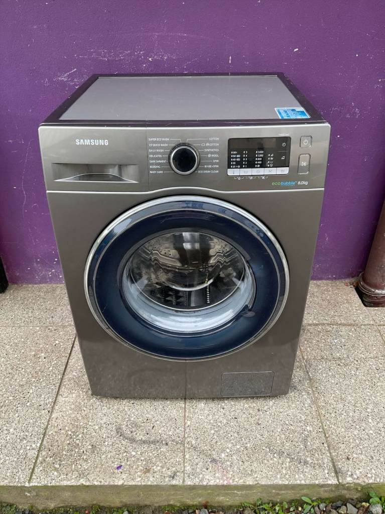image for Samsung 8kg Washine machine (delivery available)