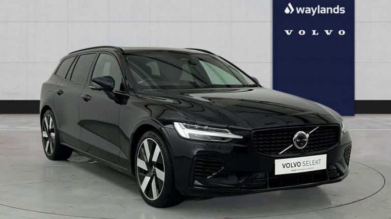 2025 Volvo V60 Ultra, T8 AWD Plug-in hybrid, Electric/Petrol, Dark Estate Petrol Parallel PHEV Au...