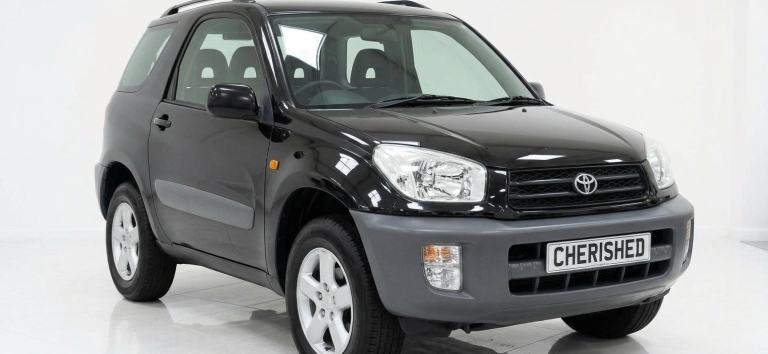 TOYOTA RAV4 1.8 NV 3-DOOR HATCHBACK GENUINE 25,000 MILES FROM NEW* AMAZING 25K