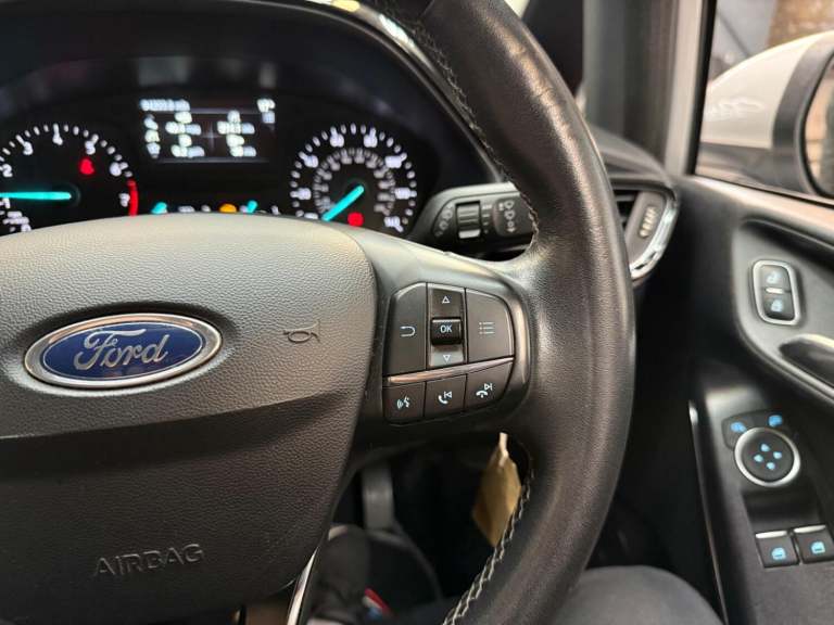 FORD FIESTA 1.0 T EcoBoost Zetec 2018