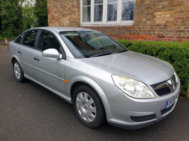 Vauxhall, VECTRA, Hatchback, 2009, Manual, 1796 (cc), 5 doors