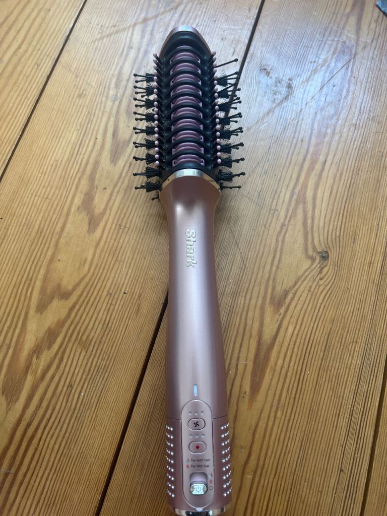 Shark Hair Styler/Brush – Rose Gold, Good Condition