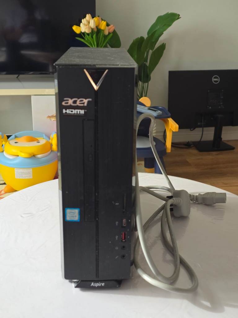 Acer XC 885 I5 8th generation 8400 128 GB SSD 1TB HDD 16GB RAM.