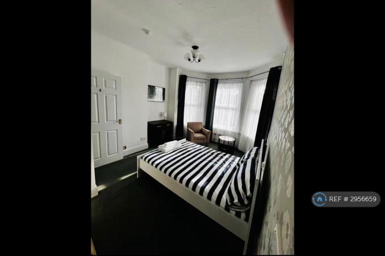 14 bedroom house in Howard Road, Southampton, SO15 (14 bed) (#2956659)