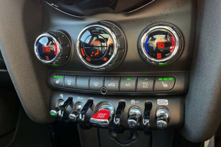 2023 MINI Hatch 2.0 Cooper S Sport Hatchback 3dr Petrol Steptronic Euro 6 (s/s) (178 ps) Au Hatch...