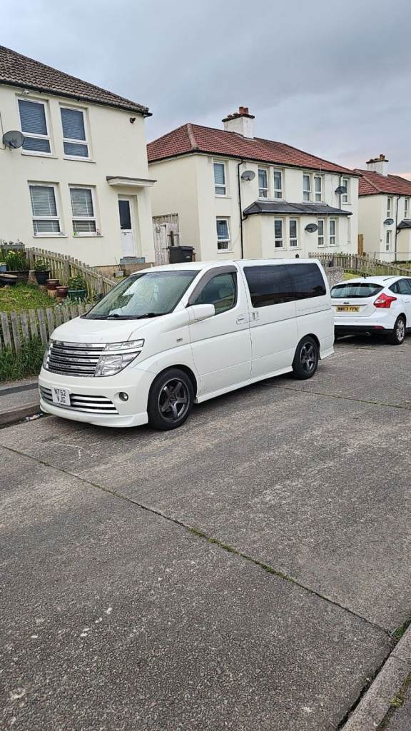 Nissan, 2002, 3500 (cc)