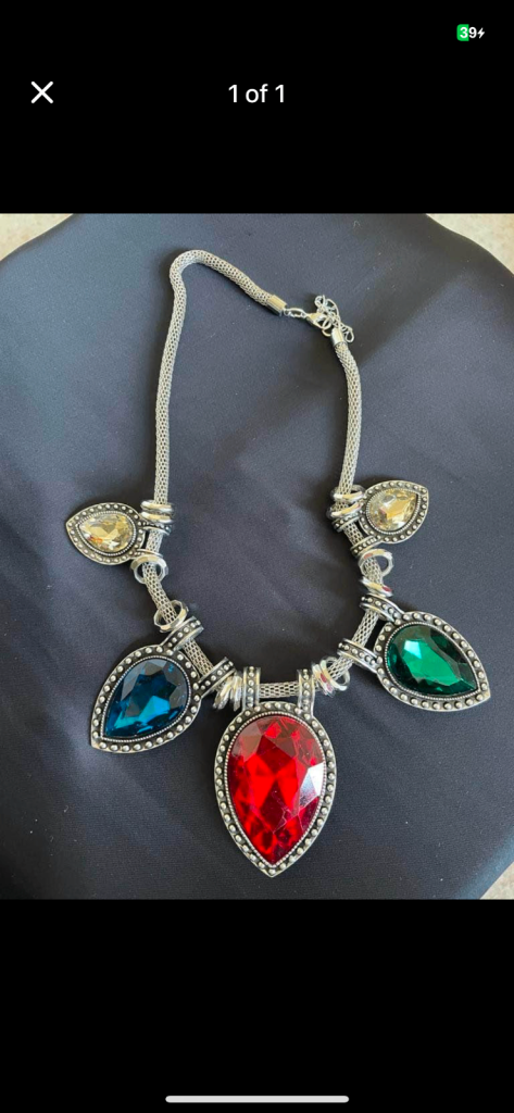 (626) Necklace; blue, red, green, yellow, new!