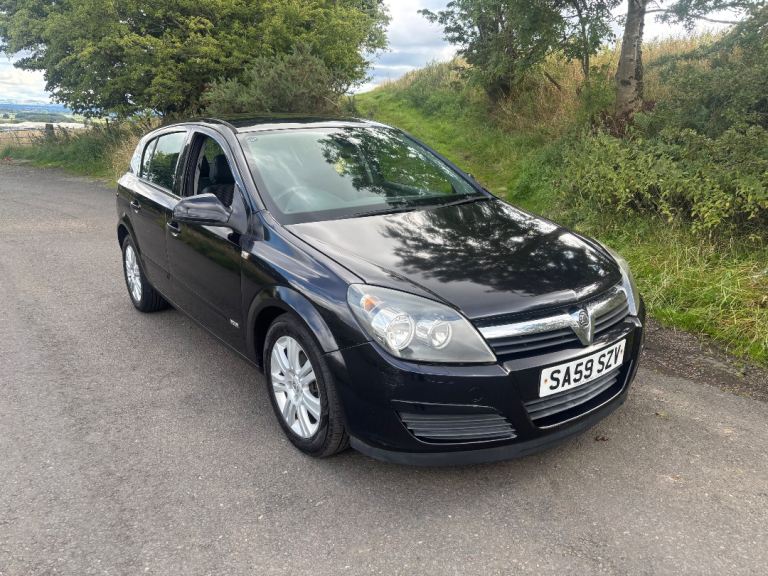 AUTOMATIC Vauxhall, ASTRA, Hatchback, 2009, Other, 1796 (cc), 5 doors
