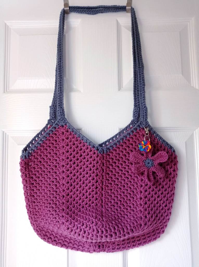 NEW! Purple Crochet Net Bag/Mesh Bag/Market Bag/Beach Bag with Flower Bag Charm