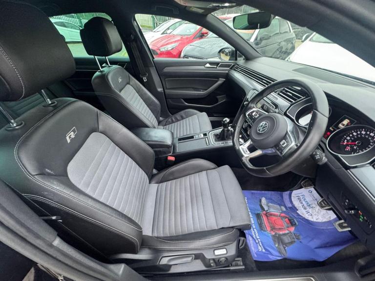 2015 Volkswagen Passat 2.0 TDI SCR 190 R-Line 4dr SALOON DIESEL Manual