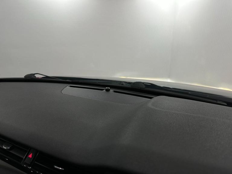 2020 Land Rover Discovery Sport 2.0 D180 MHEV R-Dynamic SE Auto 4WD Euro 6 (s/s) 5dr ESTATE Diese...