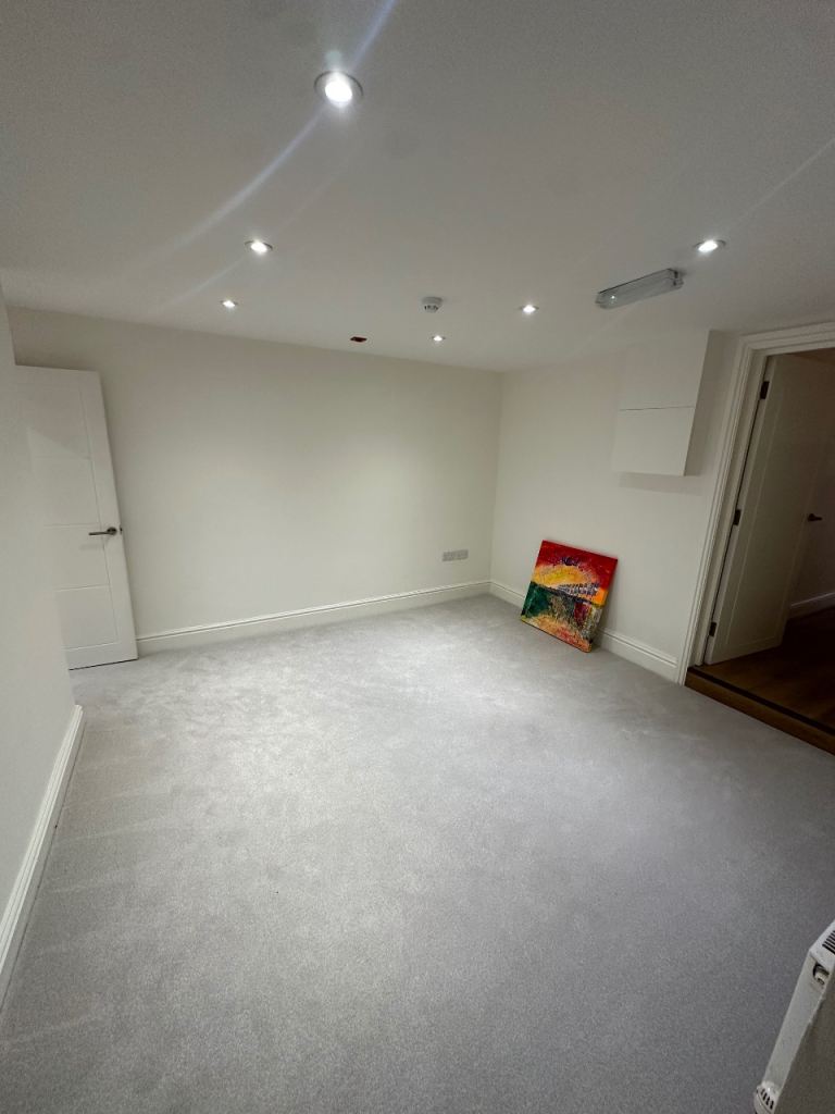 Office space to rent 