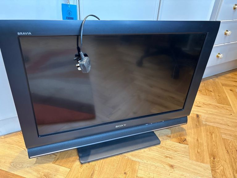 Sony tv with stereo sound speakers 