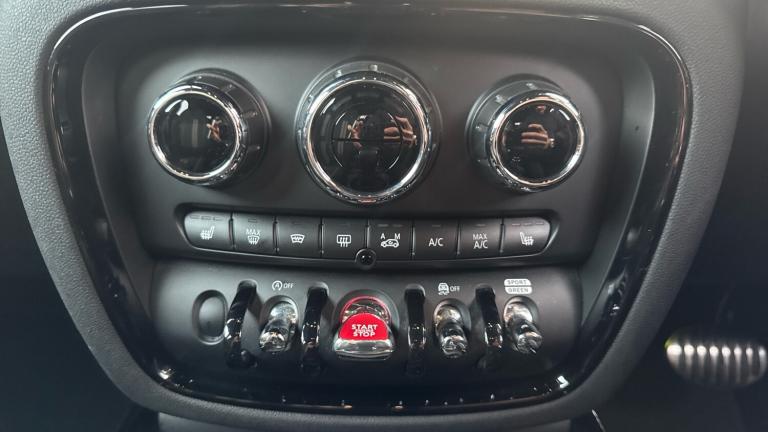 2022 MINI Clubman 1.5 Cooper Shadow Edition 6dr Auto ESTATE PETROL Automatic