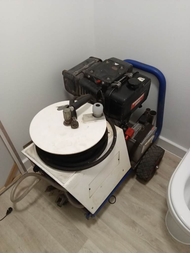 Yanmar L100 Engine Pressure Washer - Good Condition