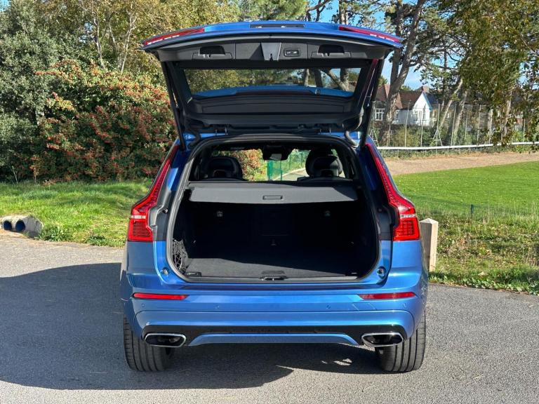 2017 Volvo XC60 2.0 D5 PowerPulse R-Design Pro Auto AWD Euro 6 (s/s) 5dr ESTATE Diesel Automatic