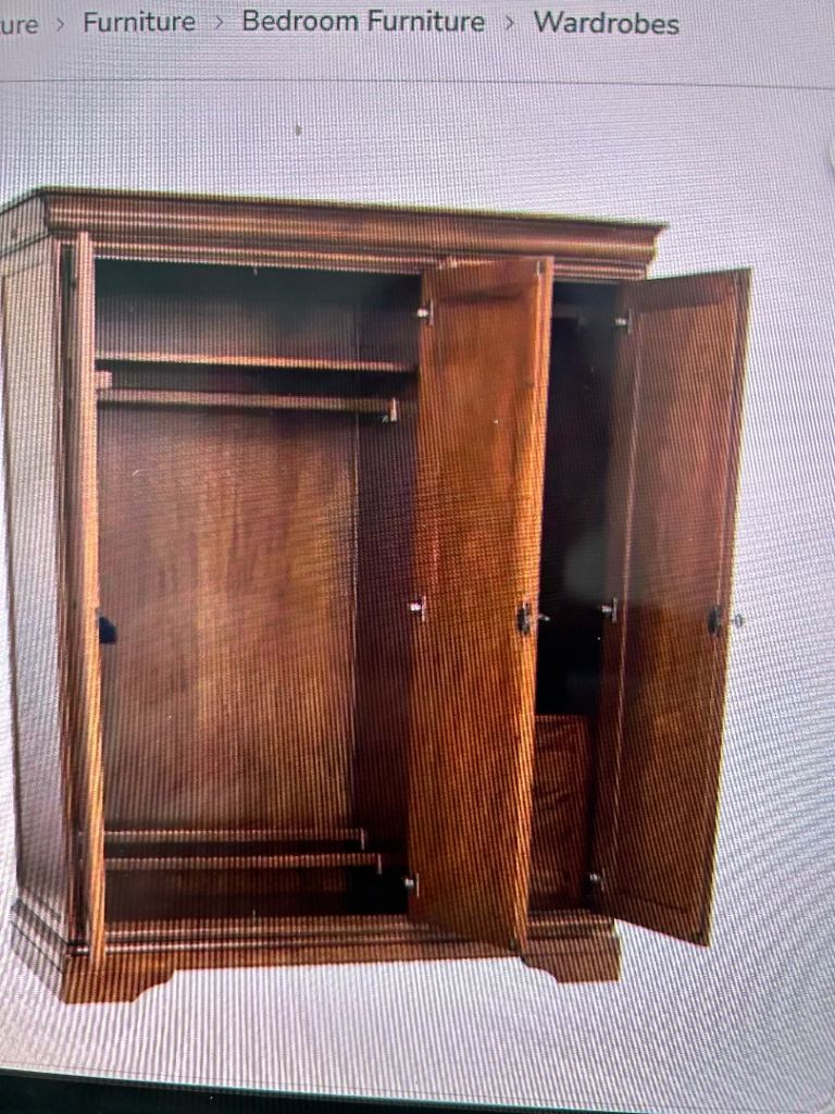 Solid Wood Triple Wardrobe with Drawers .Good Condition. Dismantled ...