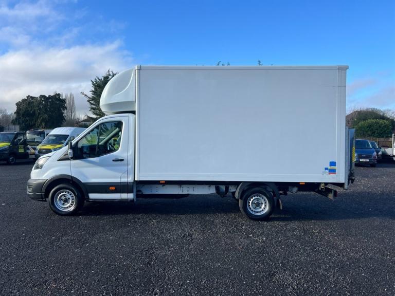 2022 Ford Transit 350 LEADER LUTON ECOBLUE Luton Van Diesel Manual