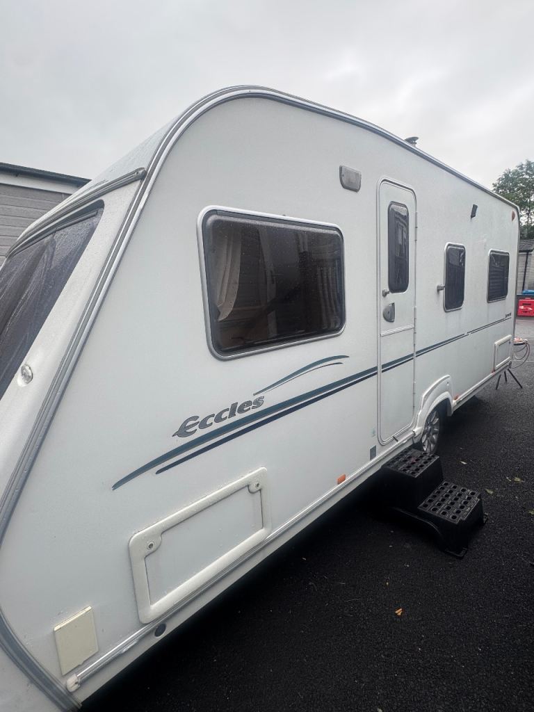 2007 4 berth caravan 