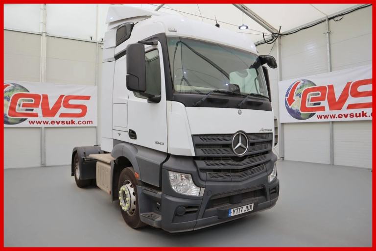2017 (17 PLATE) Mercedes Benz Actros 1843 4x2 Euro 6 Tractor Units