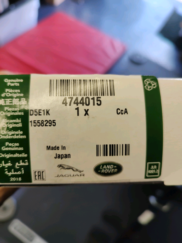 Range Rover 4.2 Supercharged ignition coil - brand new unused