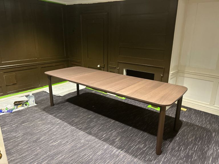 Extendable dining table 6 / 8 / 10 / 12 seater
