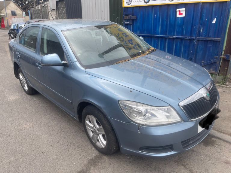 09-12 Skoda Octavia 1.4tsi CAX-LHY 6speed Blue Grey 9154 BREAKING parts