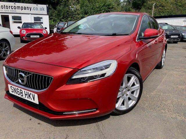 2018 Volvo V40 2.0 D2 Inscription Euro 6 (s/s) 5dr HATCHBACK Diesel Manual