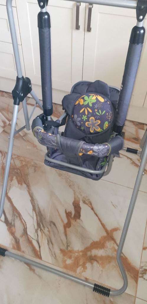 Toddler/baby swing - indoor