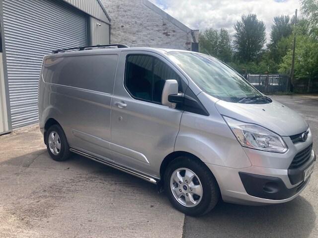 2017 Ford Transit Custom 2.0 TDCi 130ps Low Roof Limited Van PANEL VAN DIESEL Manual