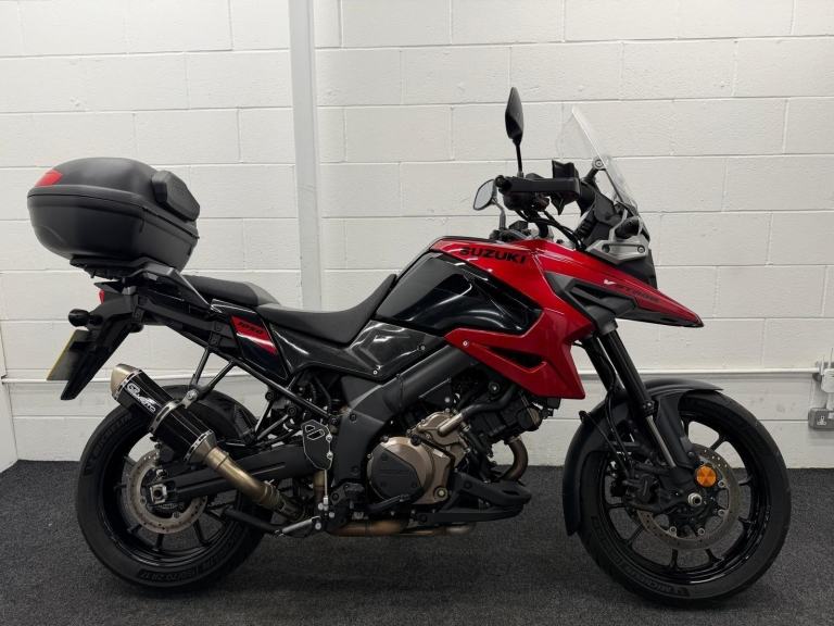 SUZUKI DL1050 V-STROM ** 11953 MILES - TOP BOX - APRIL 27 MOT **