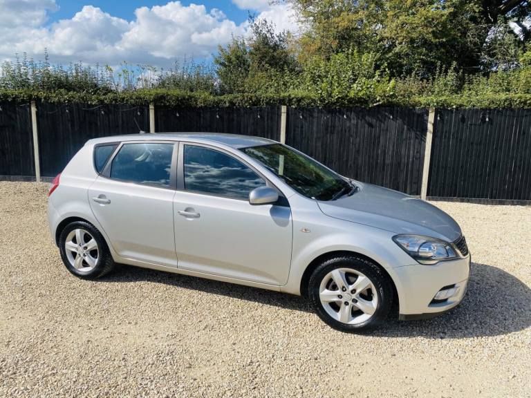Kia, CEED, Hatchback, 2010, Manual, 1591 (cc), 5 doors
