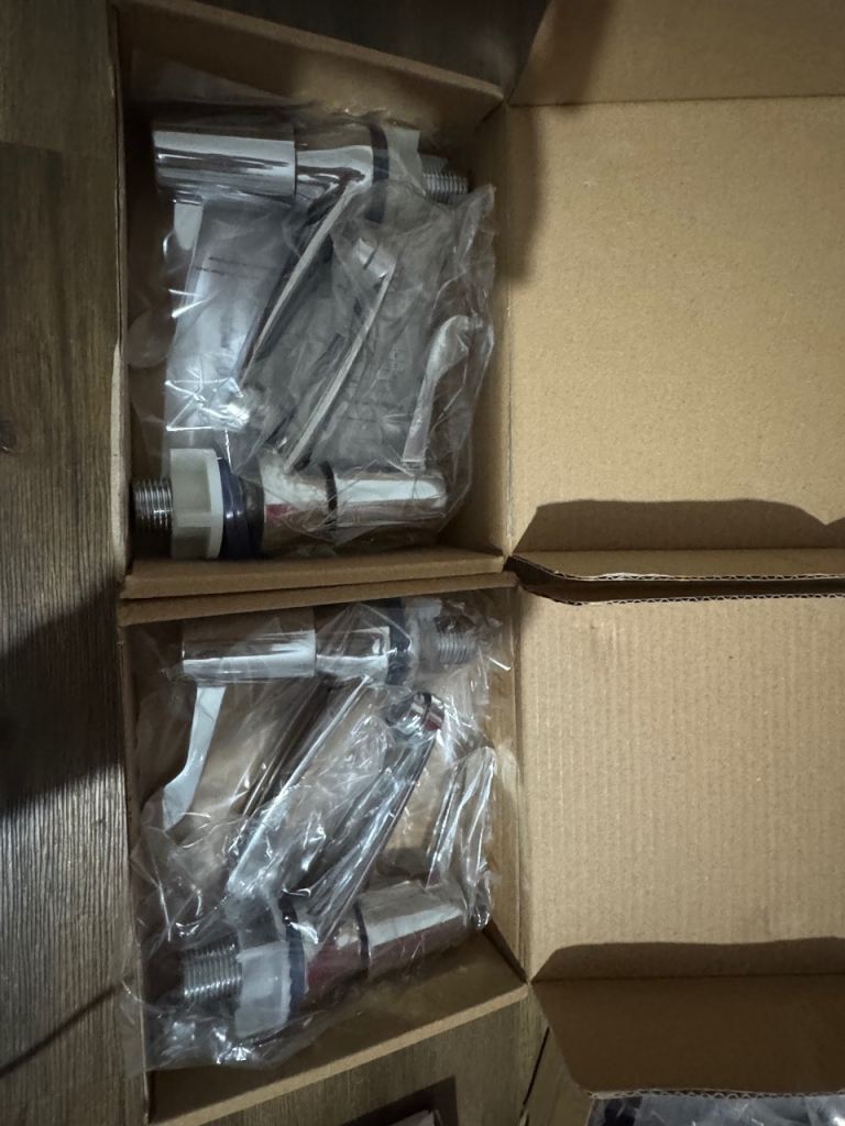 Chrome faucet new no used