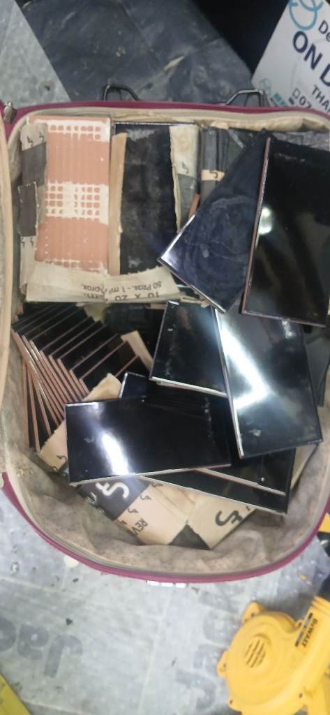 Job Lot Black Ceramic Tiles 10x20 cm – Good Condition