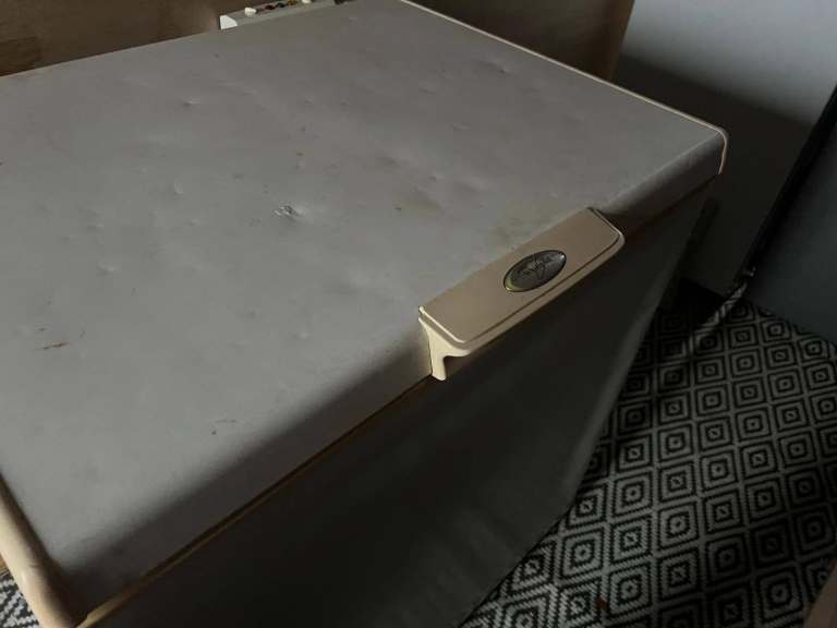 Chest freezer 