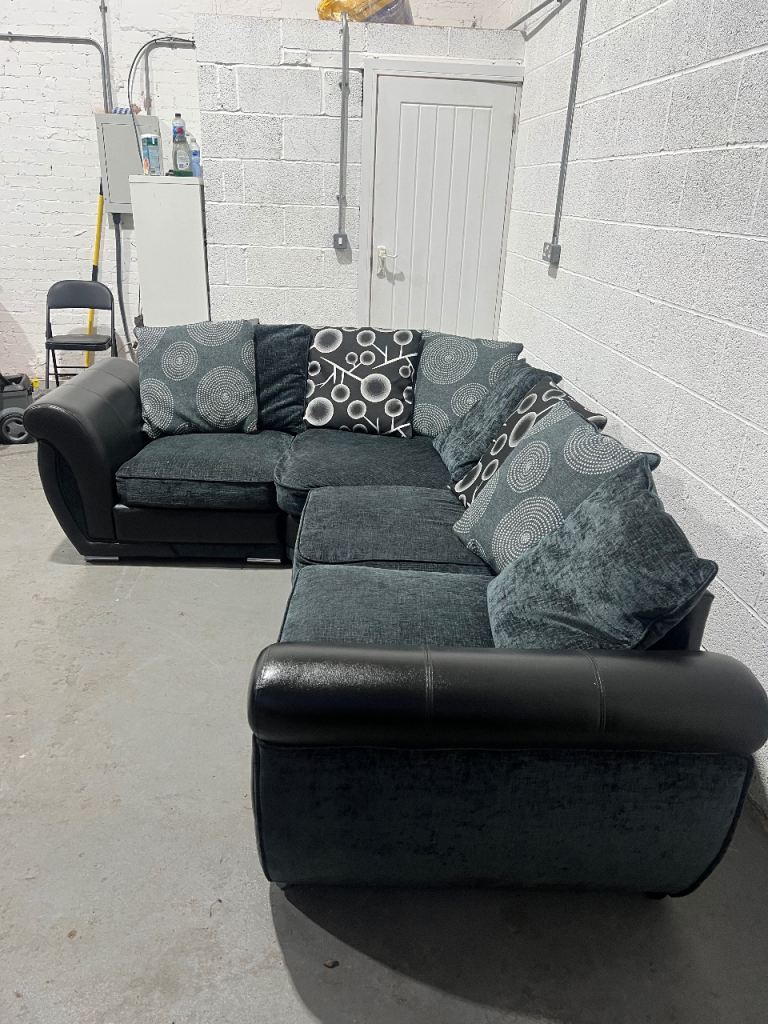 Black corner sofa delivery available 