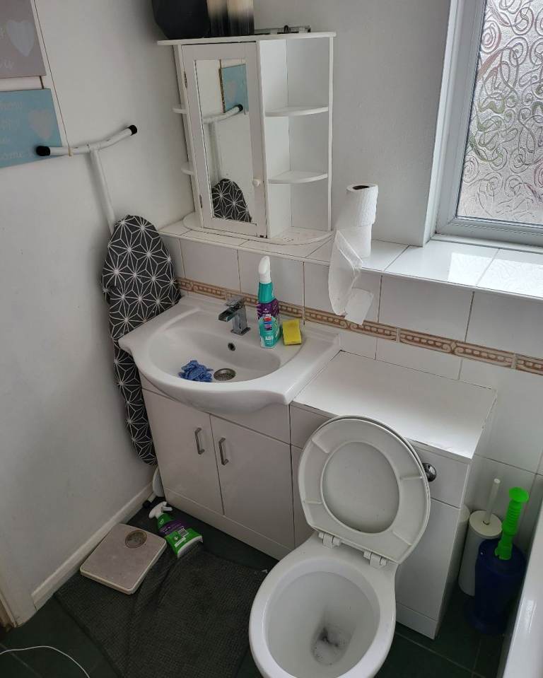 1 Bedroom Mid Terraced House