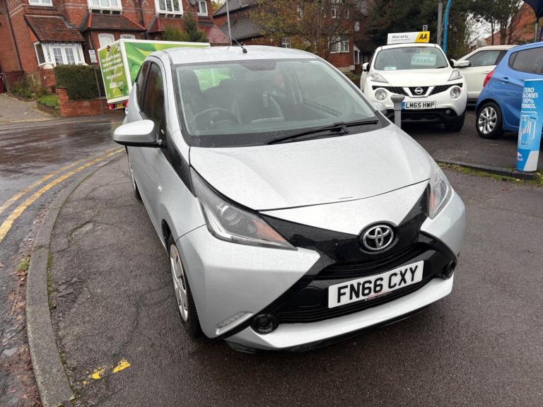 2016 Toyota AYGO 1.0 VVT-i x-play x-shift Euro 6 5dr HATCHBACK Petrol Automatic