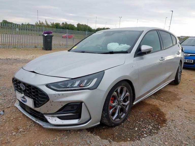 Breaking FORD FOCUS 1.0 PETROL 2023 STOCK NUMBER VY52