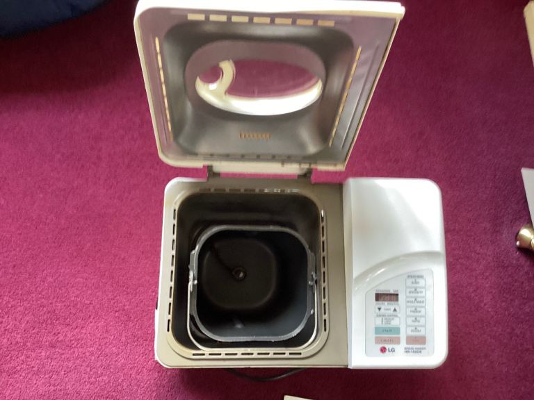 LG breadmaker.