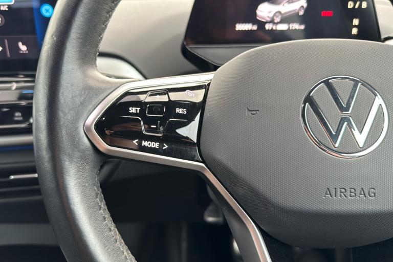  Volkswagen ID4 Pure 52kwh Life Suv 5dr Electric Auto 148 Ps Electric