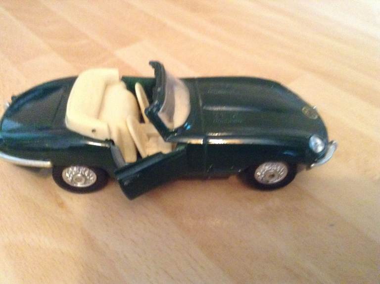 MC Toys Jaguar Bottle Green Cabriolet Car - Scale 1/38